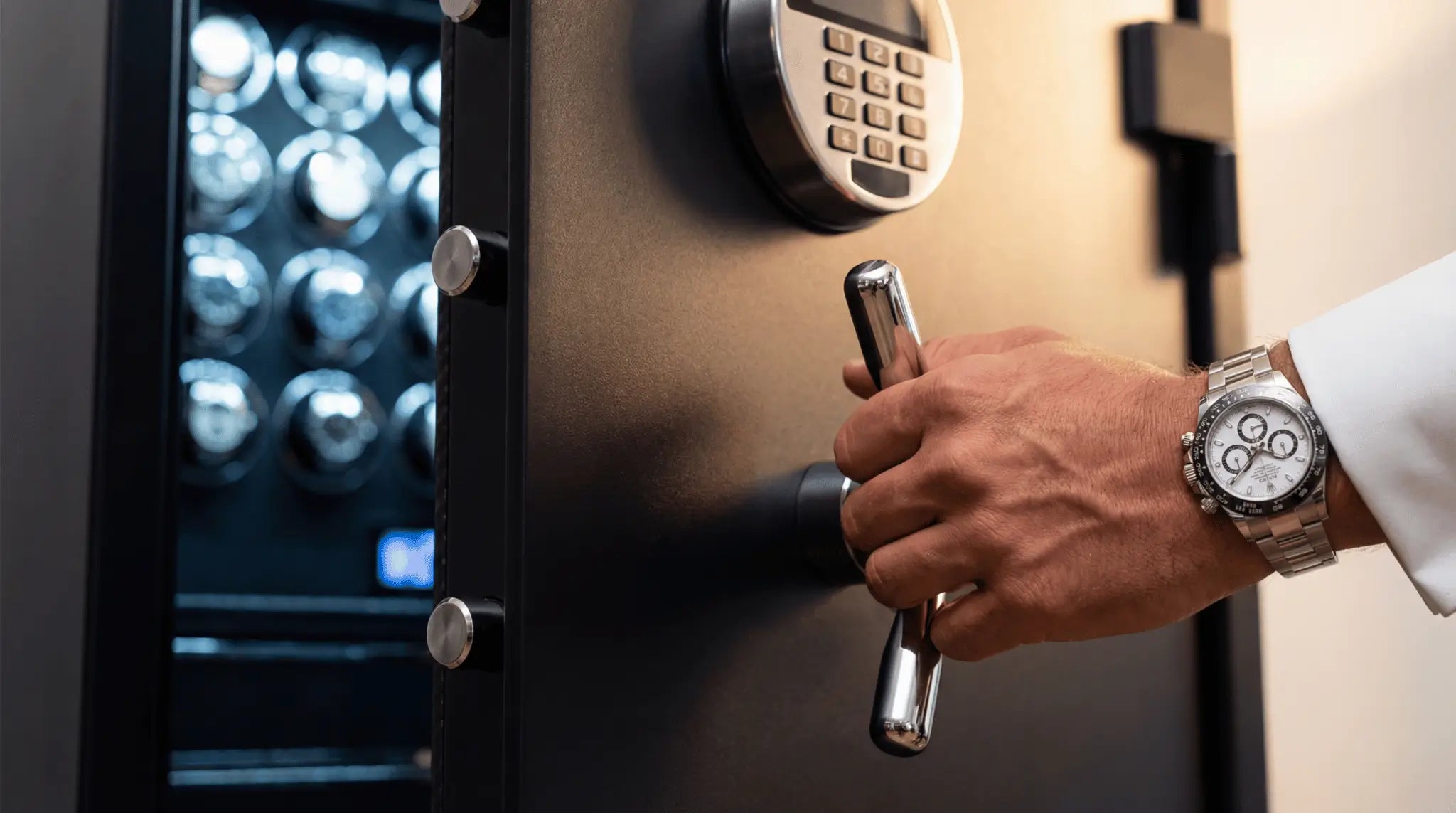 Bellagio max ouverture coffre rotation horlogere