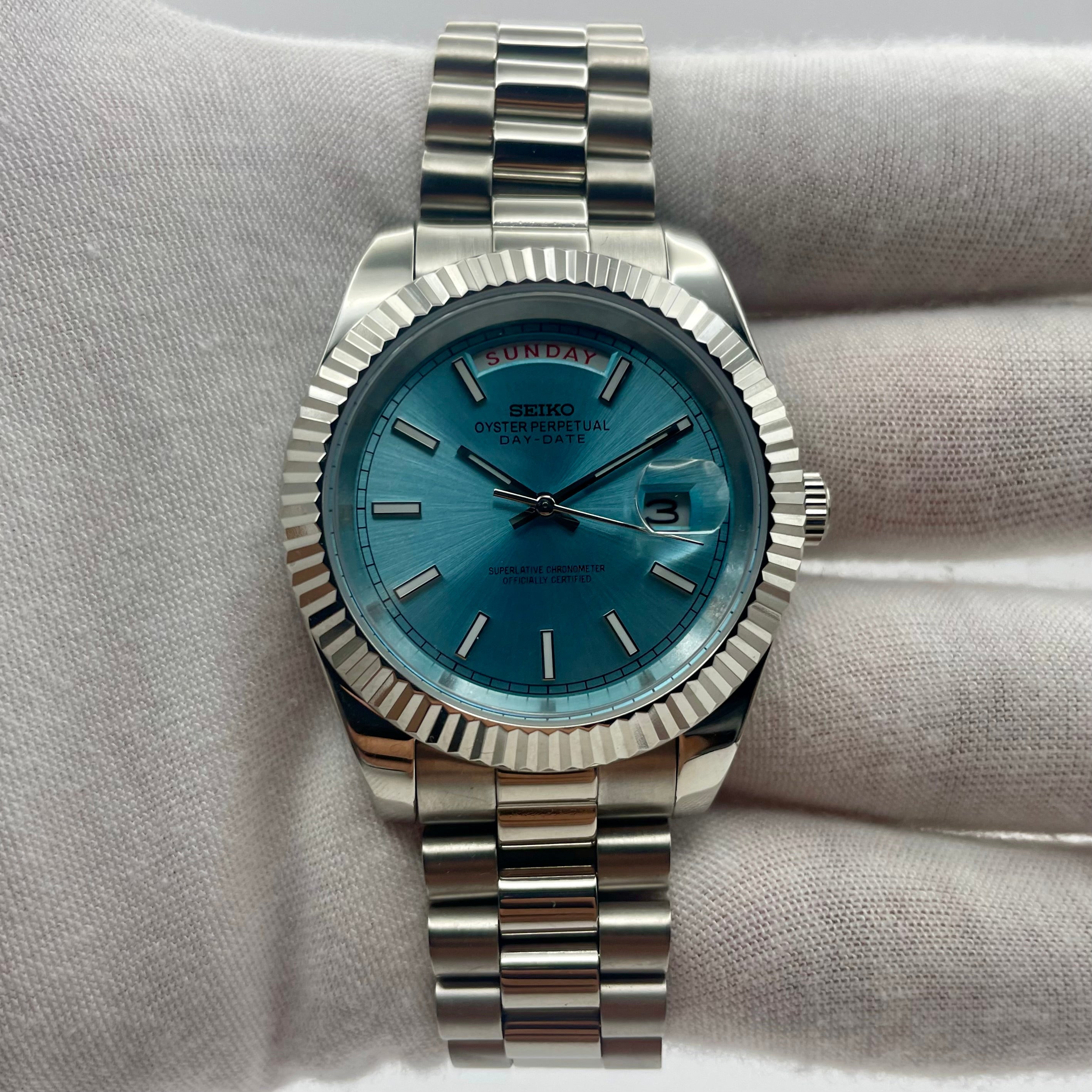 Seiko Mod Day Date Turquoise Blue 