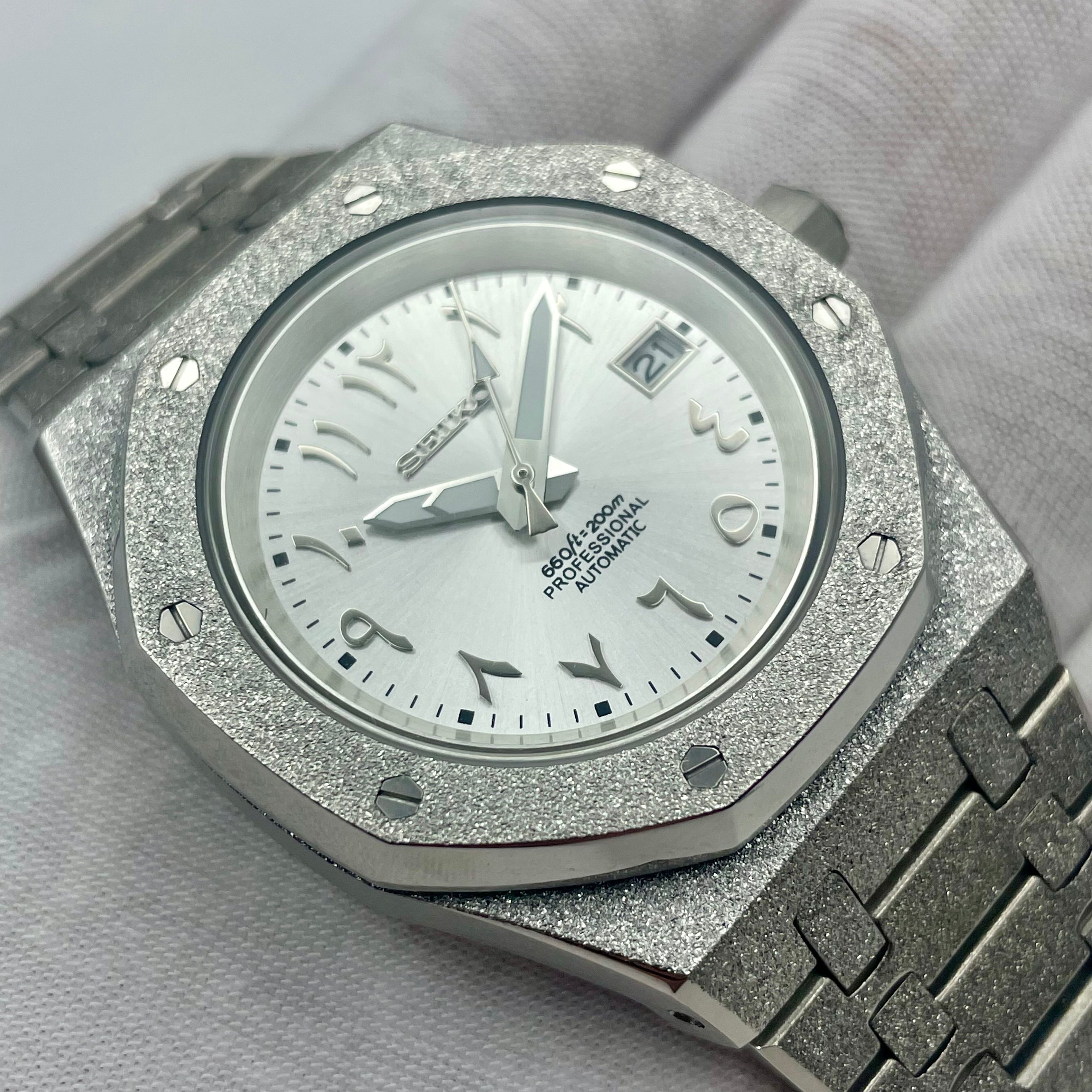 Seiko Mod Royal Oak Esfera árabe esmerilada Esfera gris 