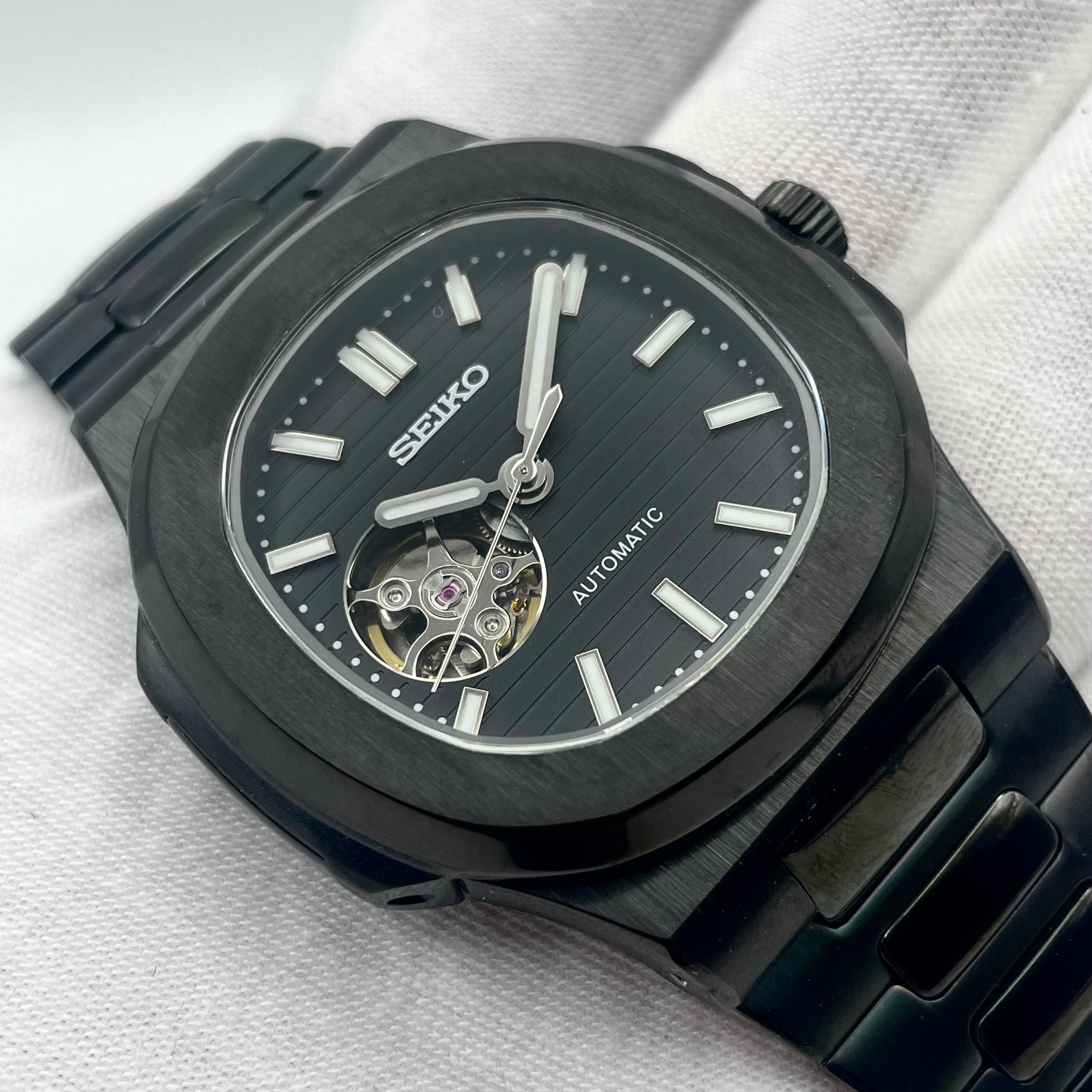 Seiko Mod Nautilus Black „Open Heart“ 