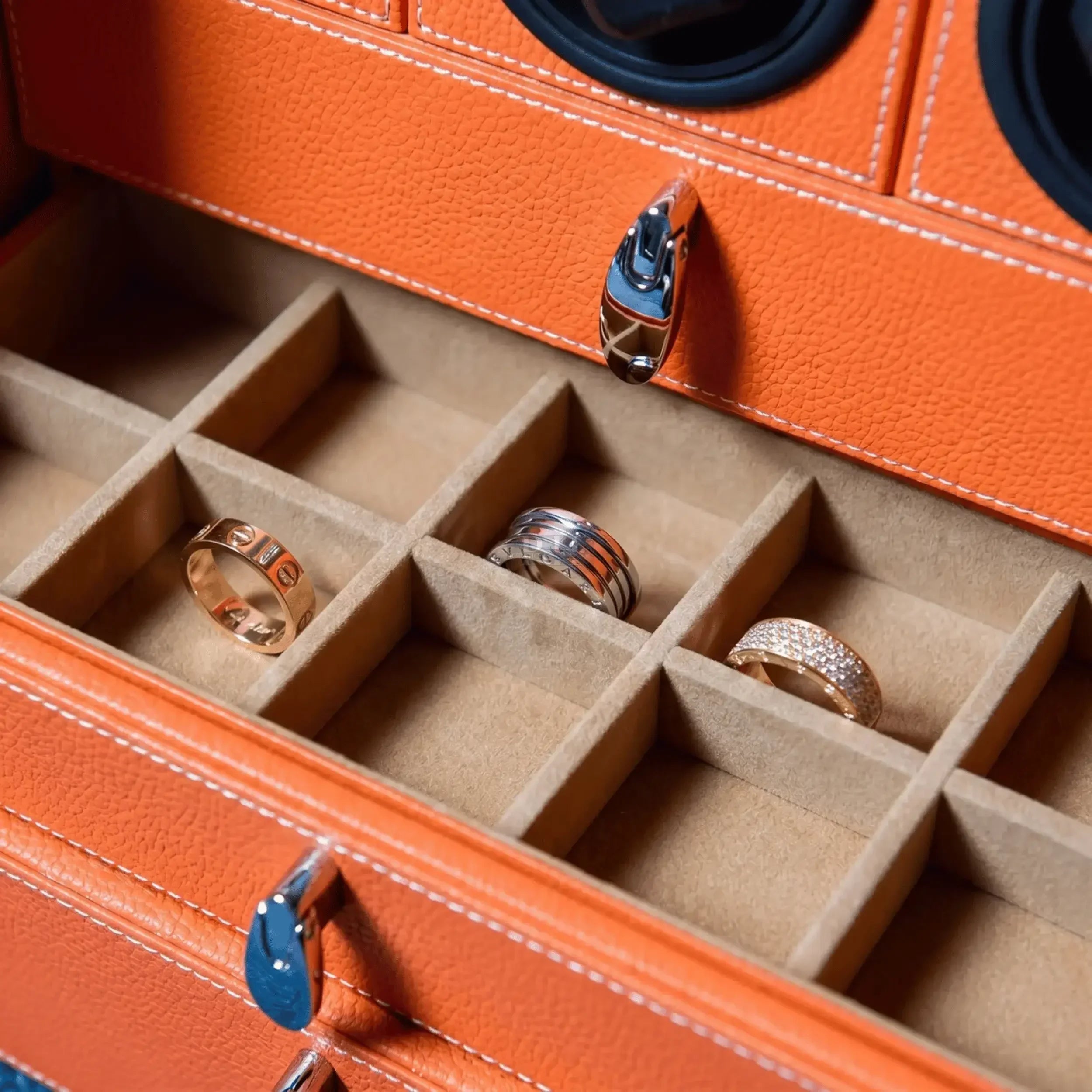 Bastion – Coffre Fort pour 6 montres automatiques orange vue tiroir | Rotation Horlogere