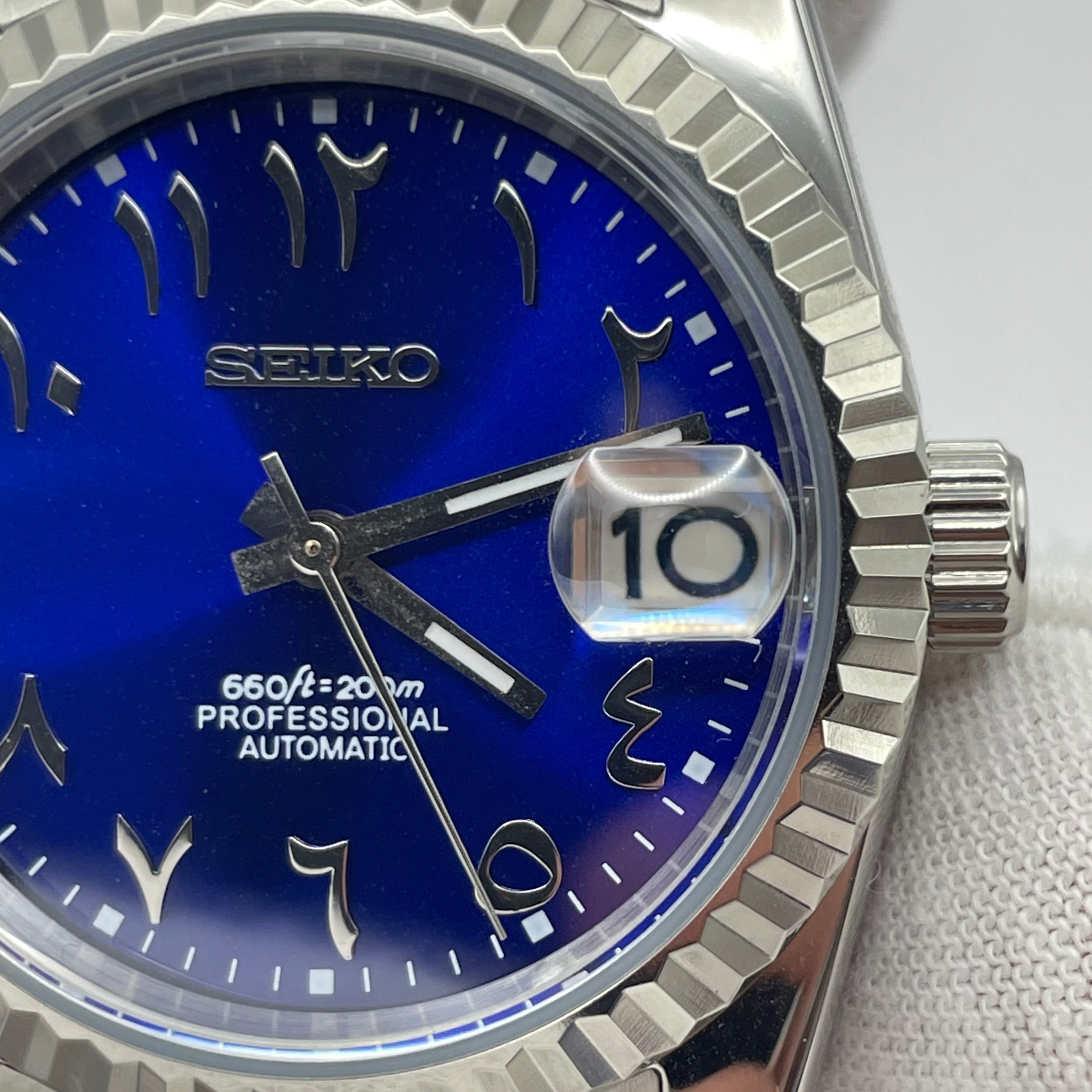 Seiko Mod Datejust mostrador árabe azul meia-noite