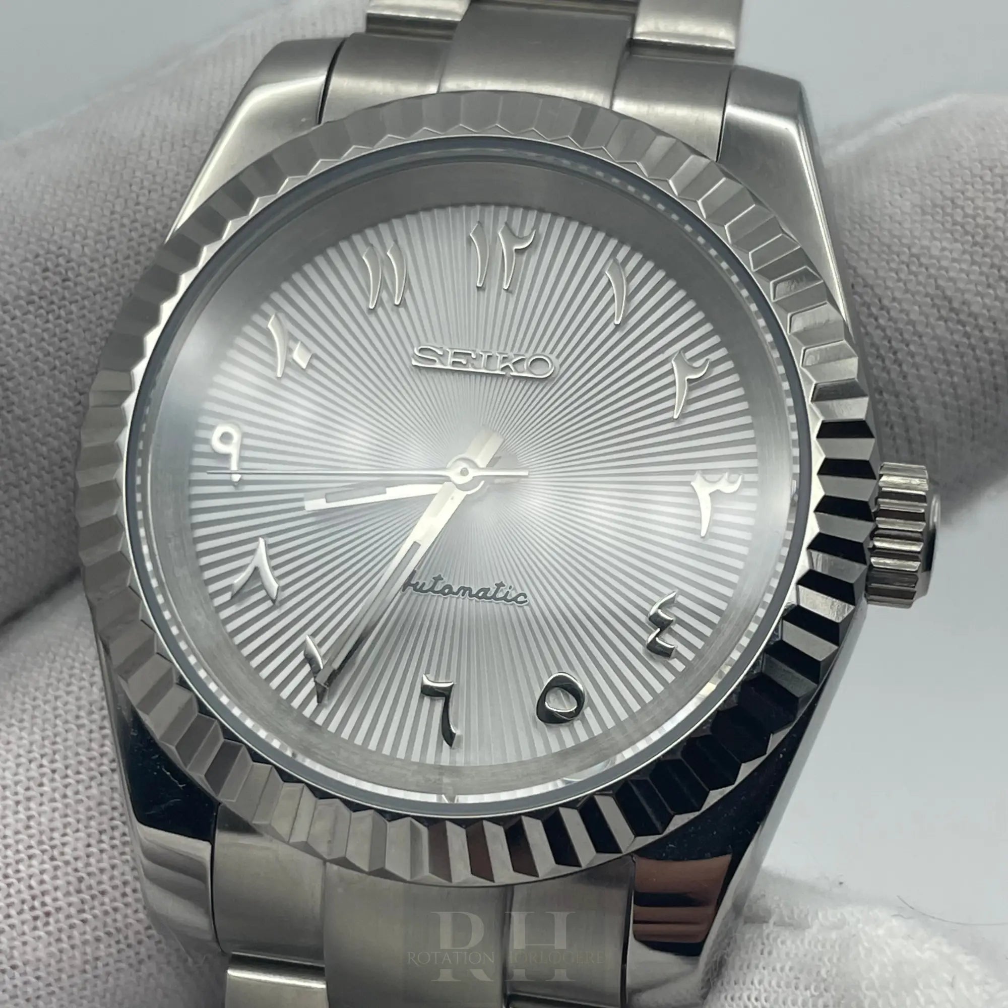 Seiko Mod Arabic Dial White - Rotation Horlogère