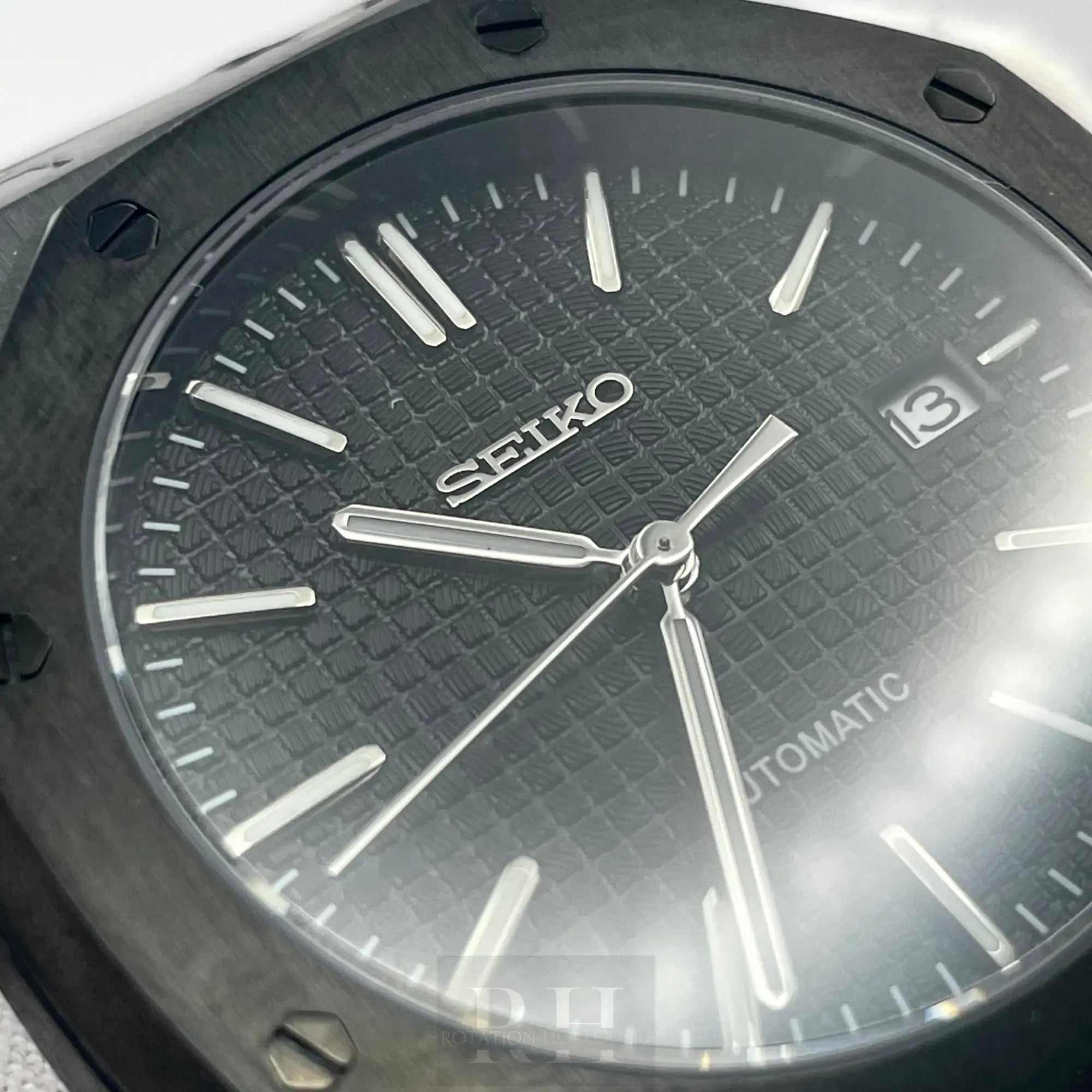 Seiko Mod Royal Oak Noir ??ull Black’ - Rotation Horlogère